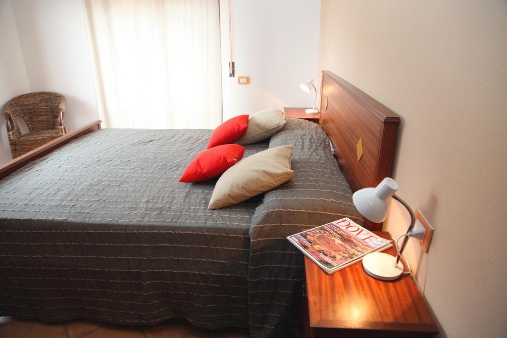 La Contessa Aparthotel Santa Teresa Gallura Room photo