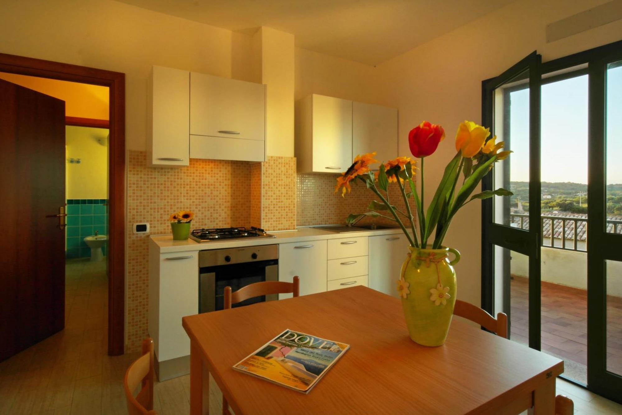 La Contessa Aparthotel Santa Teresa Gallura Room photo